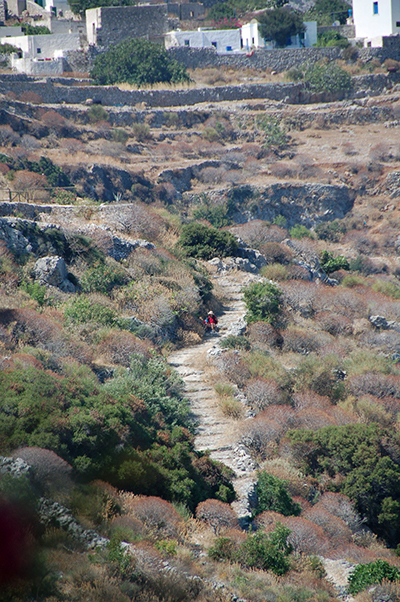 Image of the path from Langatha to Stroumbo on Amorgos